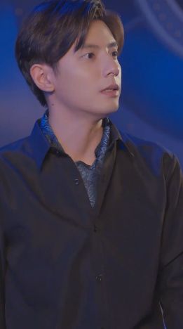 破产后我被前任缠上了 2024 短剧 海报