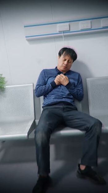 荣归故里 2024 短剧 海报