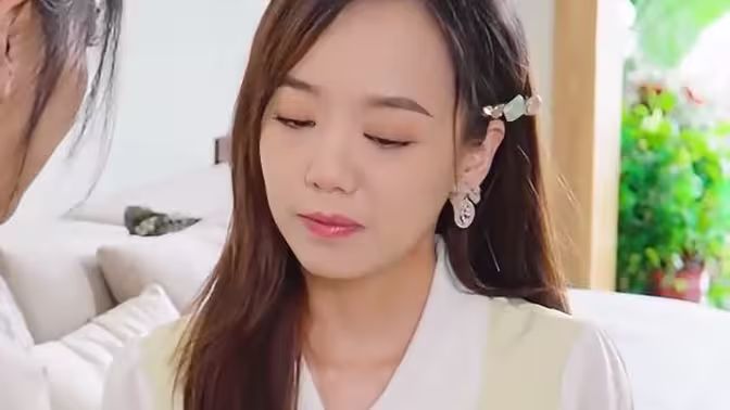 离婚后被宠妻狂魔盯上了 2024 短剧 海报