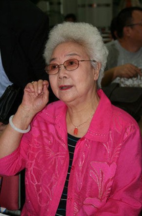 田华头像