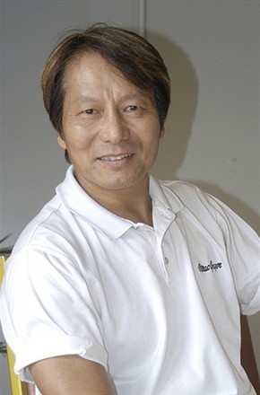 金兴贤头像