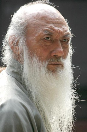 于承惠头像