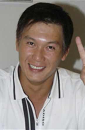 甄志强头像