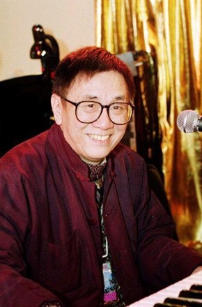黄沾头像