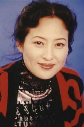 许娣头像