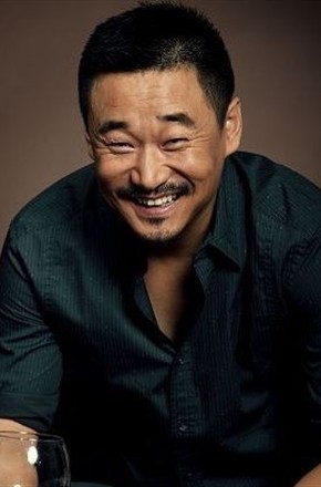 王景春头像