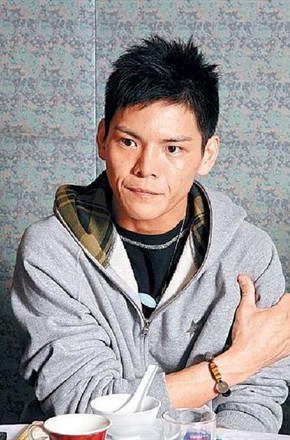 向佐头像