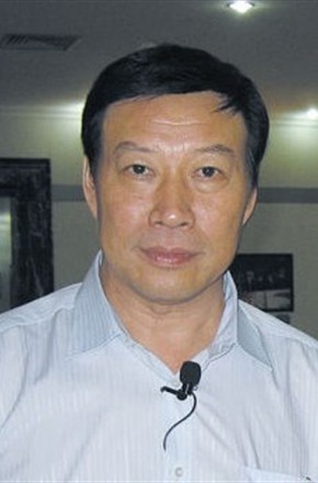 魏积安头像