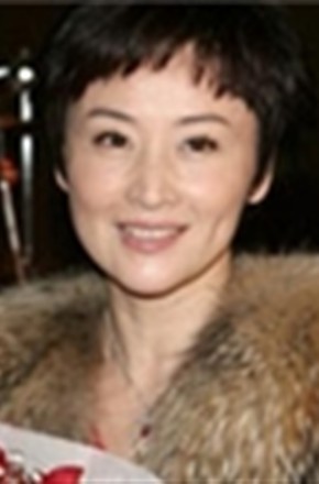 于莉头像