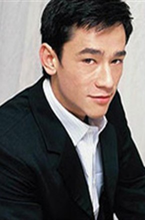 吴嘉龙头像