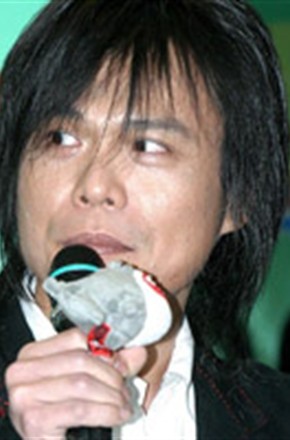 伍佰头像