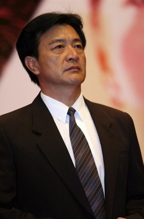 周里京头像