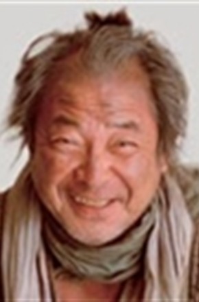 平泉成头像