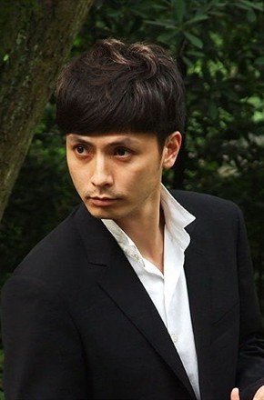 中泉英雄头像