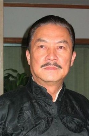 黄达亮头像