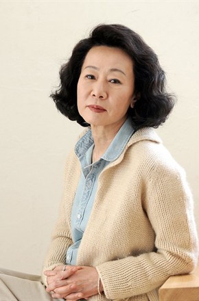 尹汝贞头像